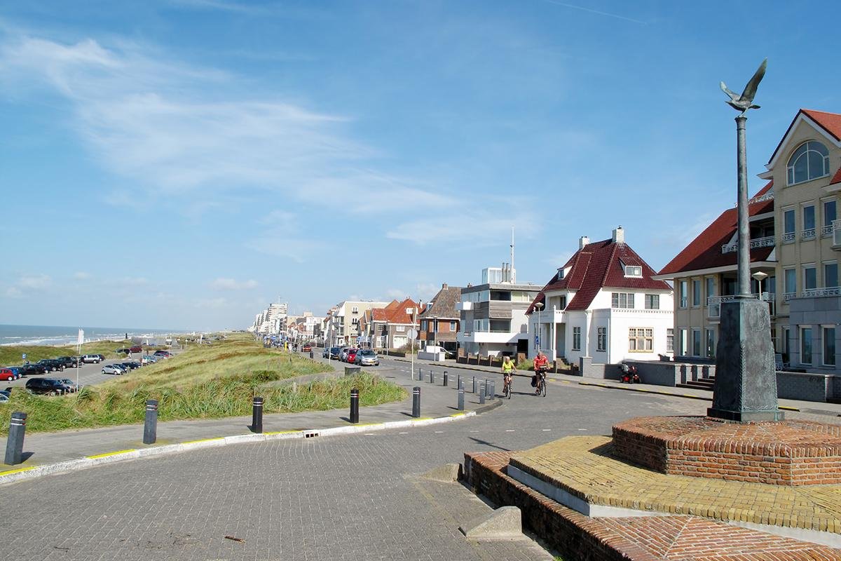 Coastel boulevard in Noordwijk